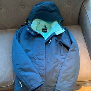Like NEW North Face winter coat